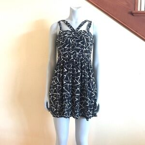 Forever 21 Abstract Print Dress Size Medium